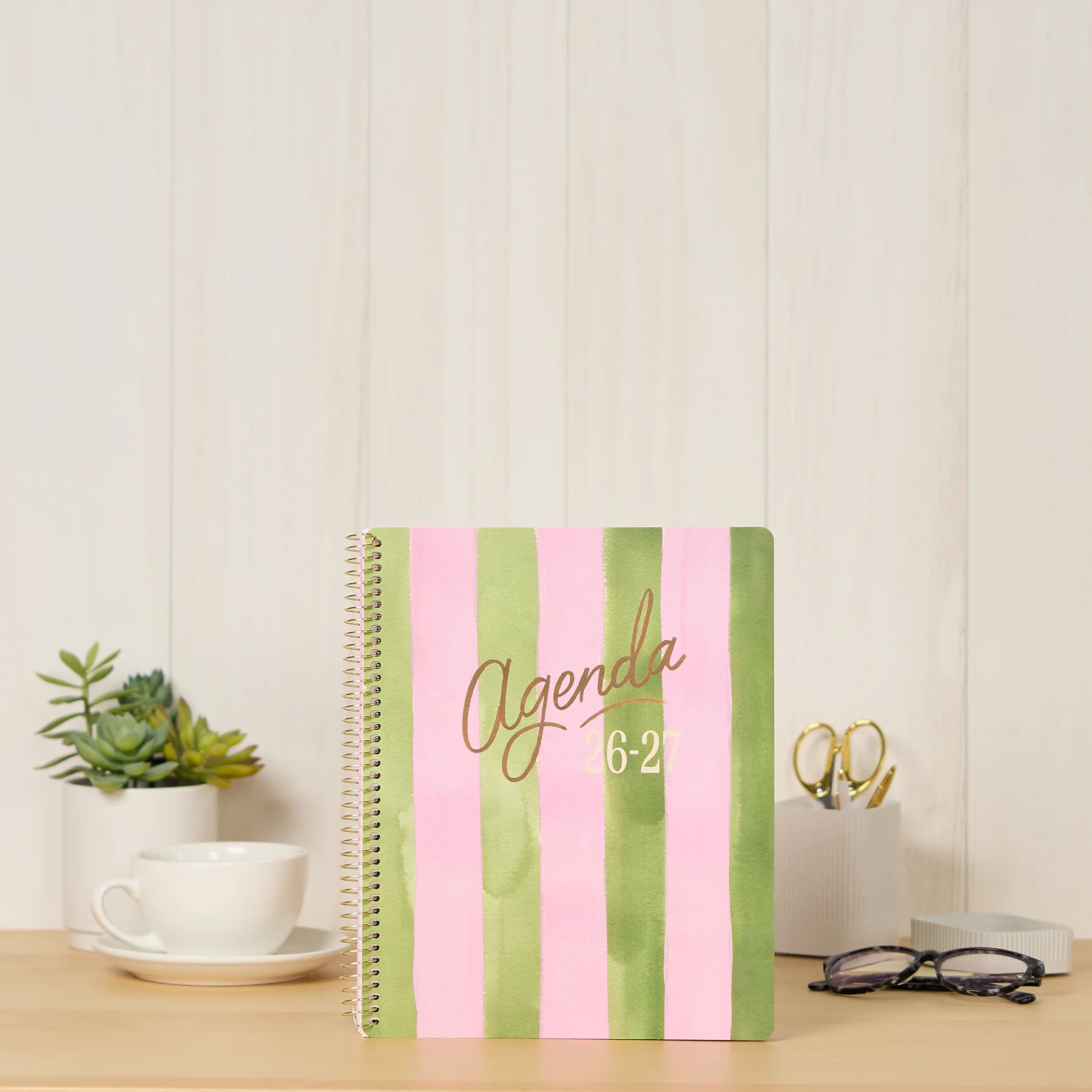2026–2027 GO BIG Beach Stripe Large Print Spiral Planner - Large Dashboard Layout - 15 Months - Image 3