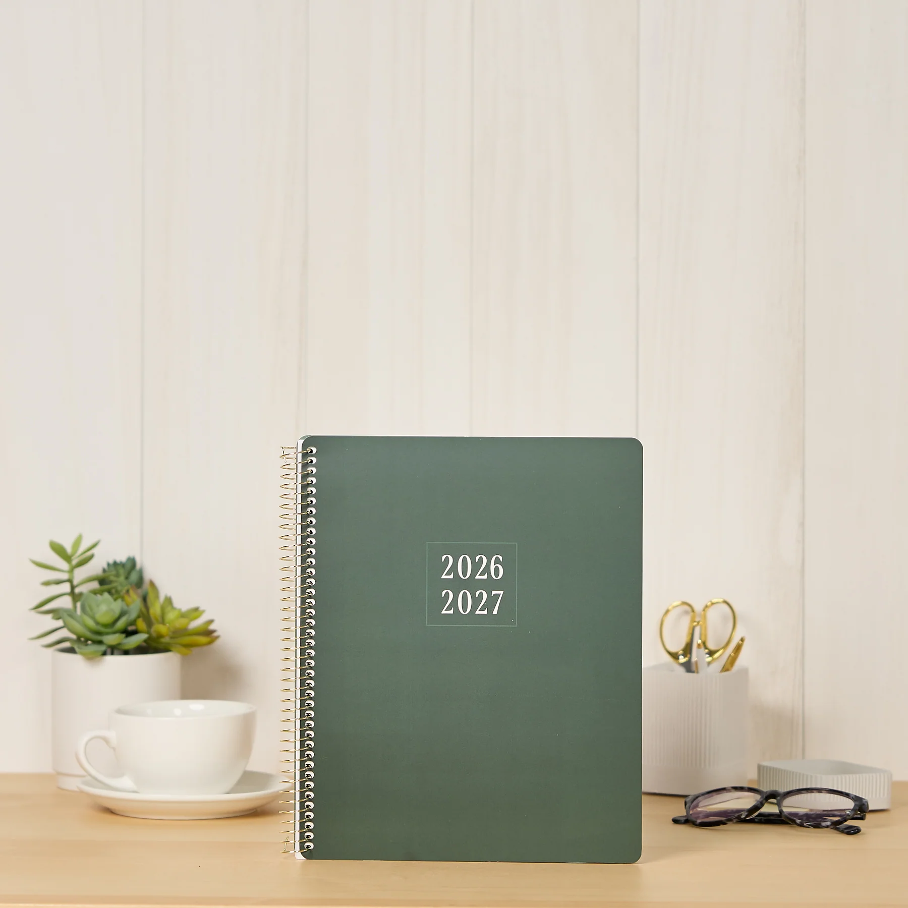 2026â2027 GO BIG Hunter Green Large Print Spiral Planner - Large Dashboard Layout - 15 Months - Image 3