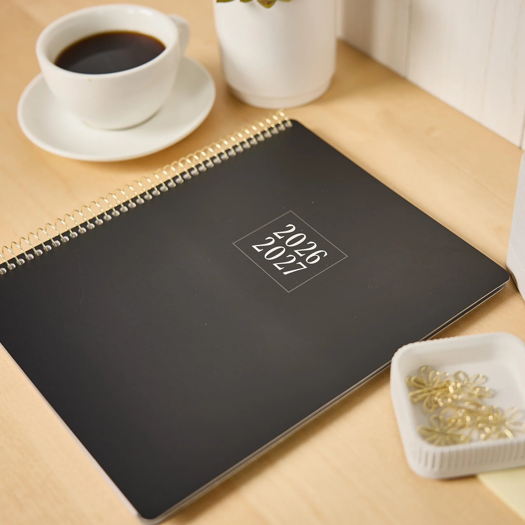 2026–2027 GO BIG Onyx Large Print Spiral Planner - Large Dashboard Layout - 15 Months - Image 7