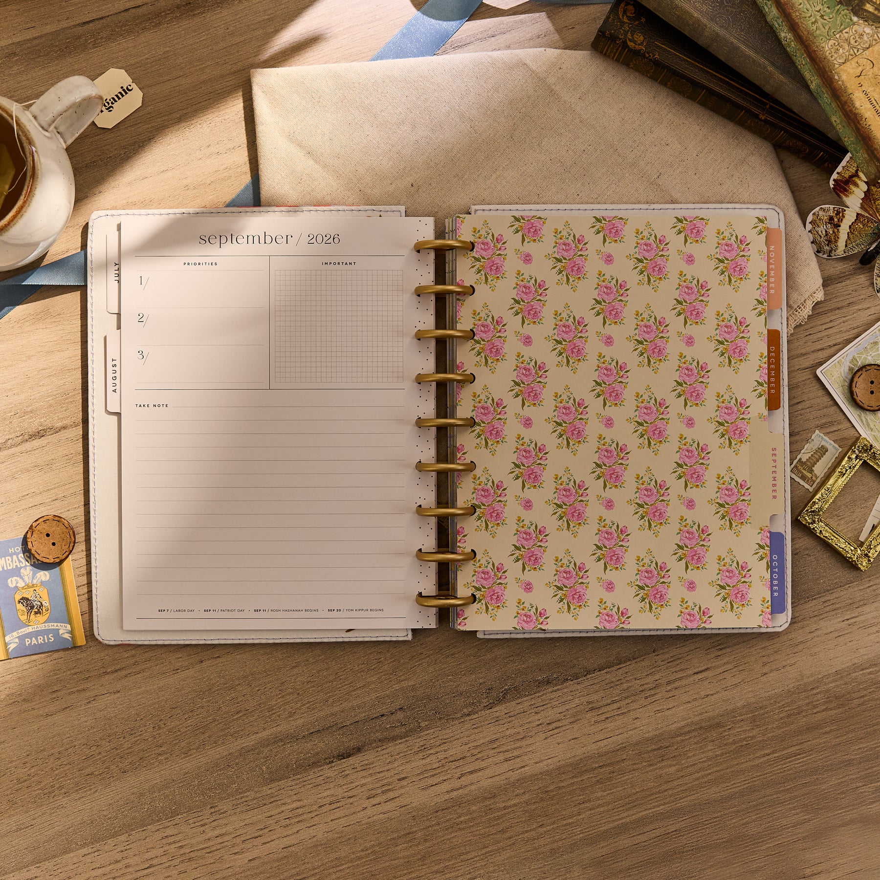 2026–2027 SPECIALTY French Papers Customizable Planner - Classic Horizontal Layout - 12 Months - Image 5