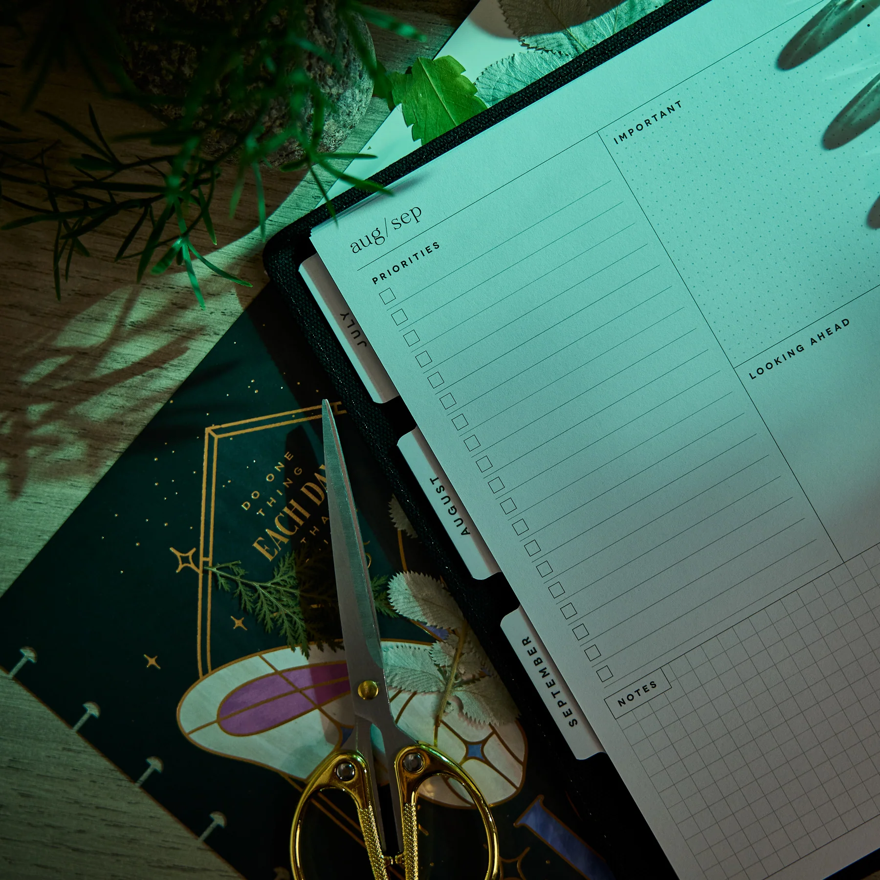 2026–2027 SPECIALTY Tinted Mosaic Customizable Planner - Classic Dashboard Layout - 12 Months - Image 12