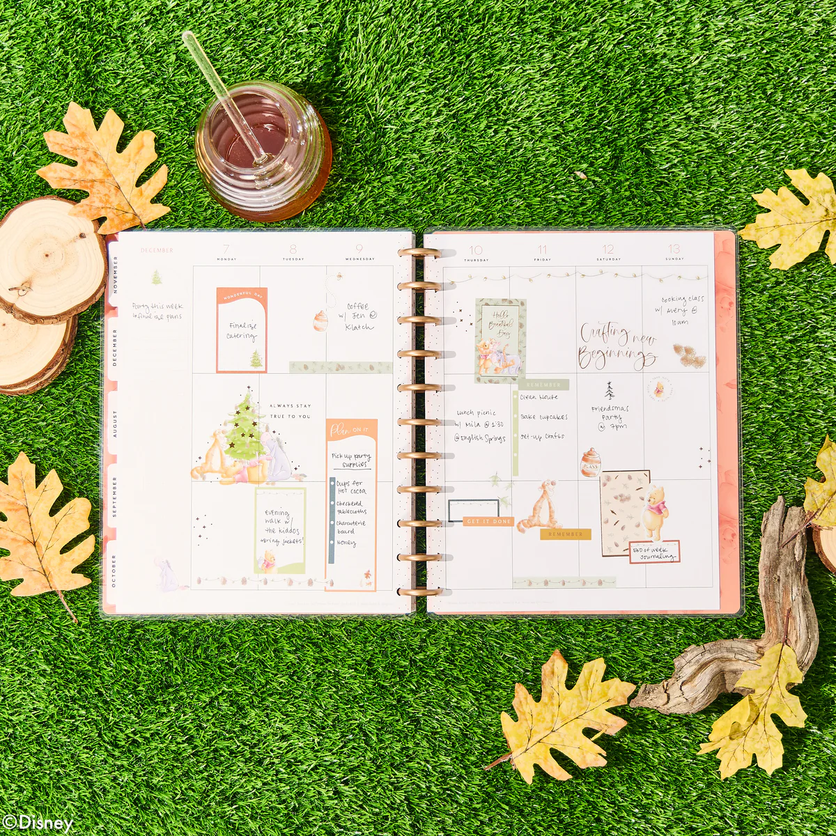 2026 Disney Winnie the Pooh Seasonal Customizable Planner - Big Vertical Layout - 12 Months - Image 4