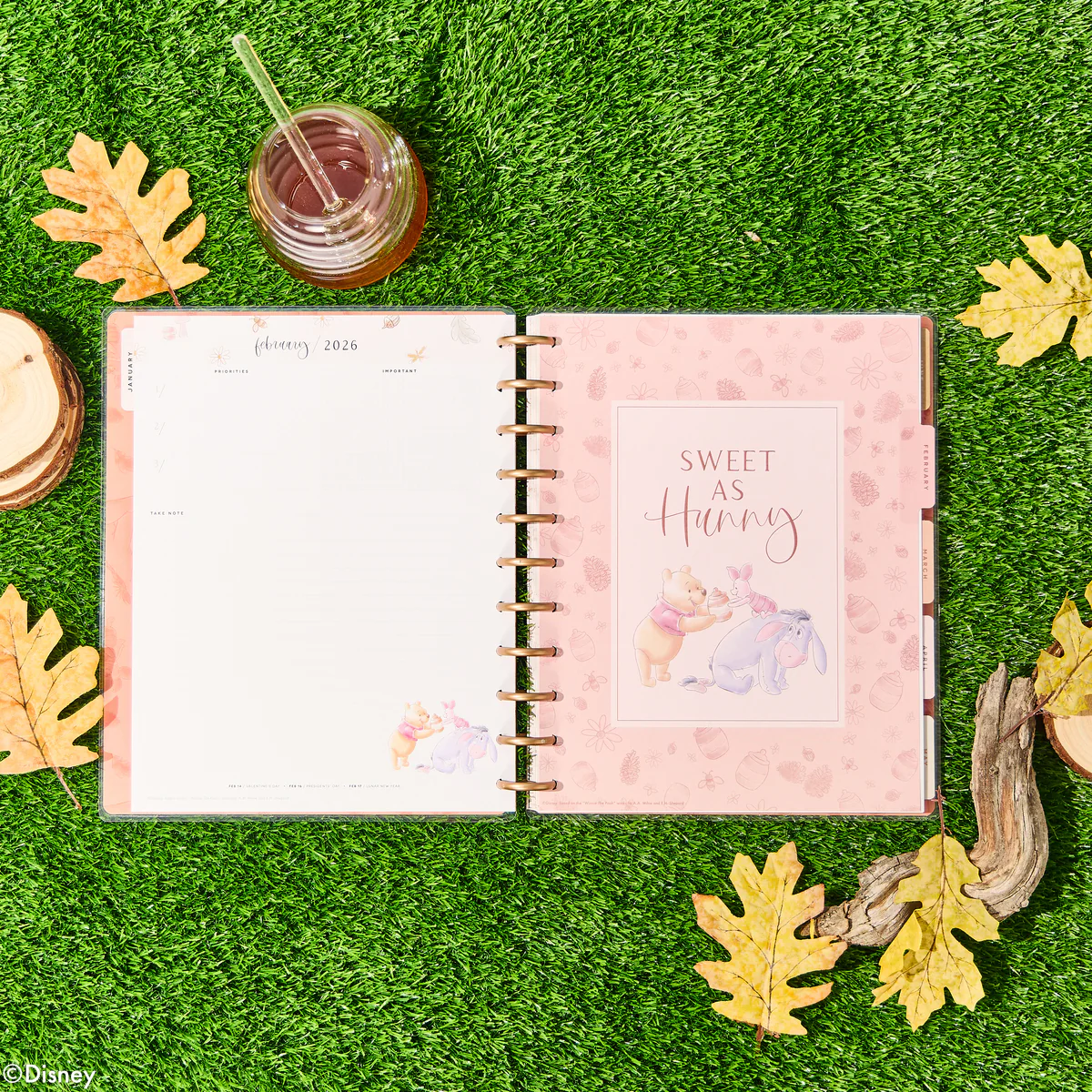2026 Disney Winnie the Pooh Seasonal Customizable Planner - Big Vertical Layout - 12 Months - Image 8