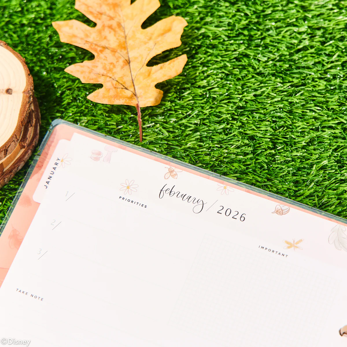 2026 Disney Winnie the Pooh Seasonal Customizable Planner - Big Vertical Layout - 12 Months - Image 9