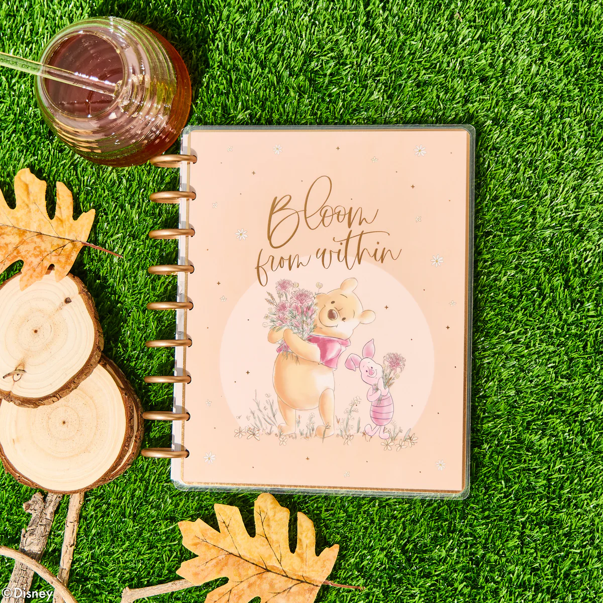 2026 Disney Winnie the Pooh Seasonal Customizable Planner - Classic Dashboard Layout - 12 Months - Image 7