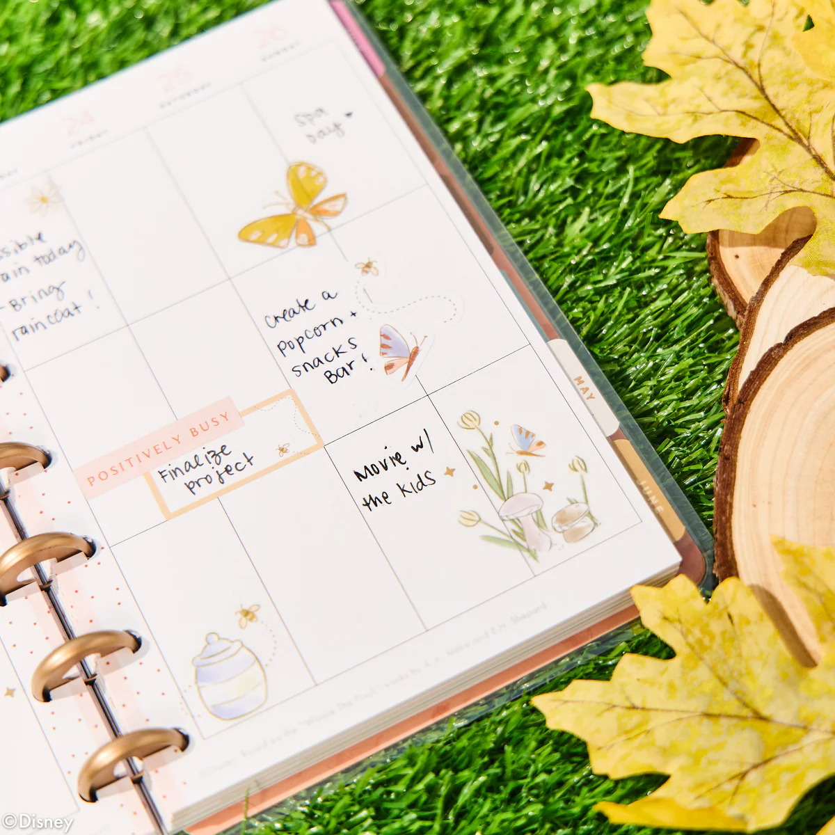 2026 Disney Winnie the Pooh Seasonal Customizable Planner - Mini Vertical Layout - 12 Month - Image 6