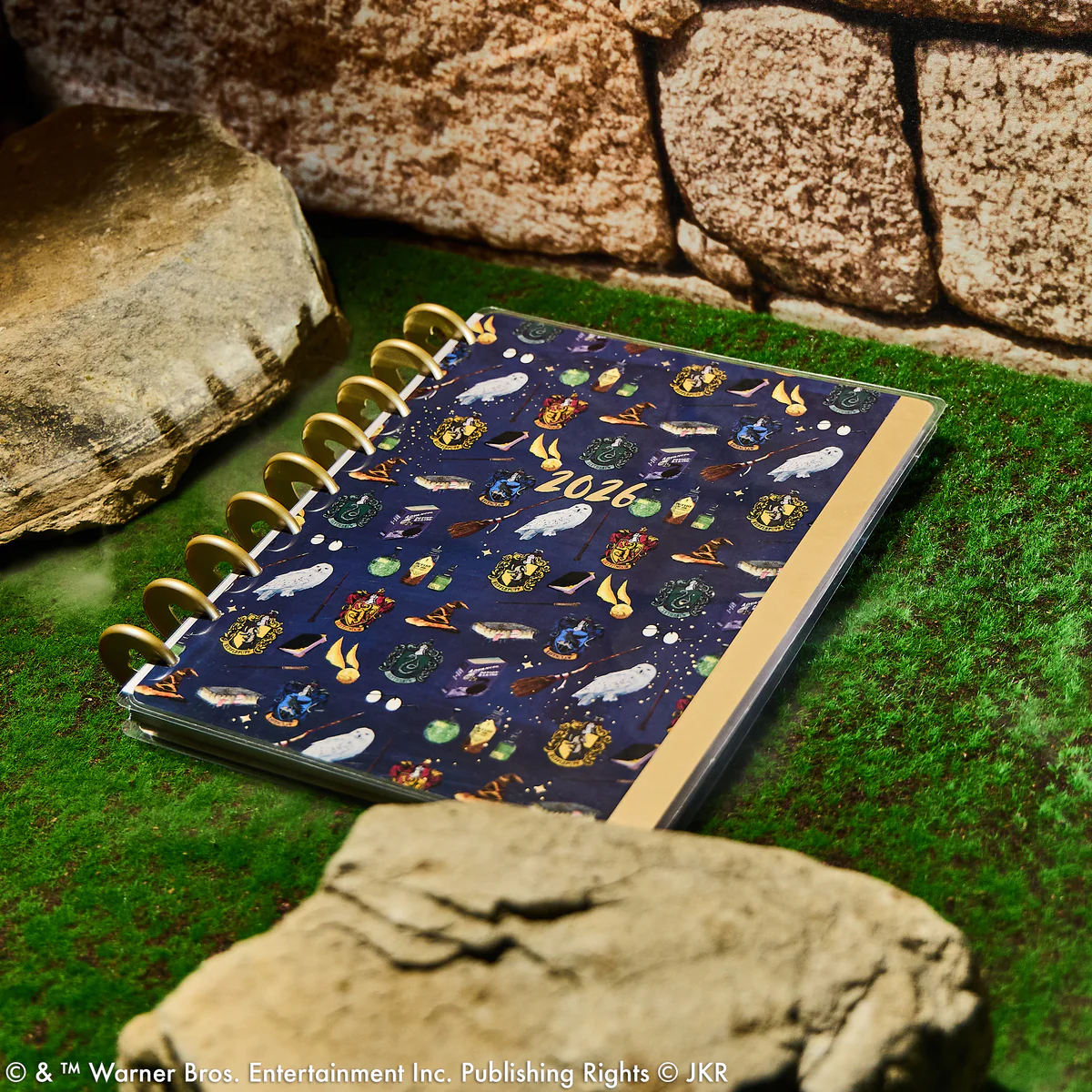 2026 Harry Potter Enchanted Grounds Customizable Planner - Classic Dashboard Layout - 12 Months - Image 9