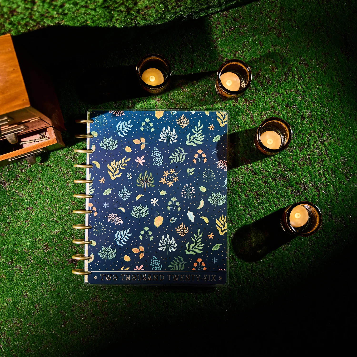 2026 Herbarium Customizable Planner - Big Dashboard Layout - 12 Months - Image 11