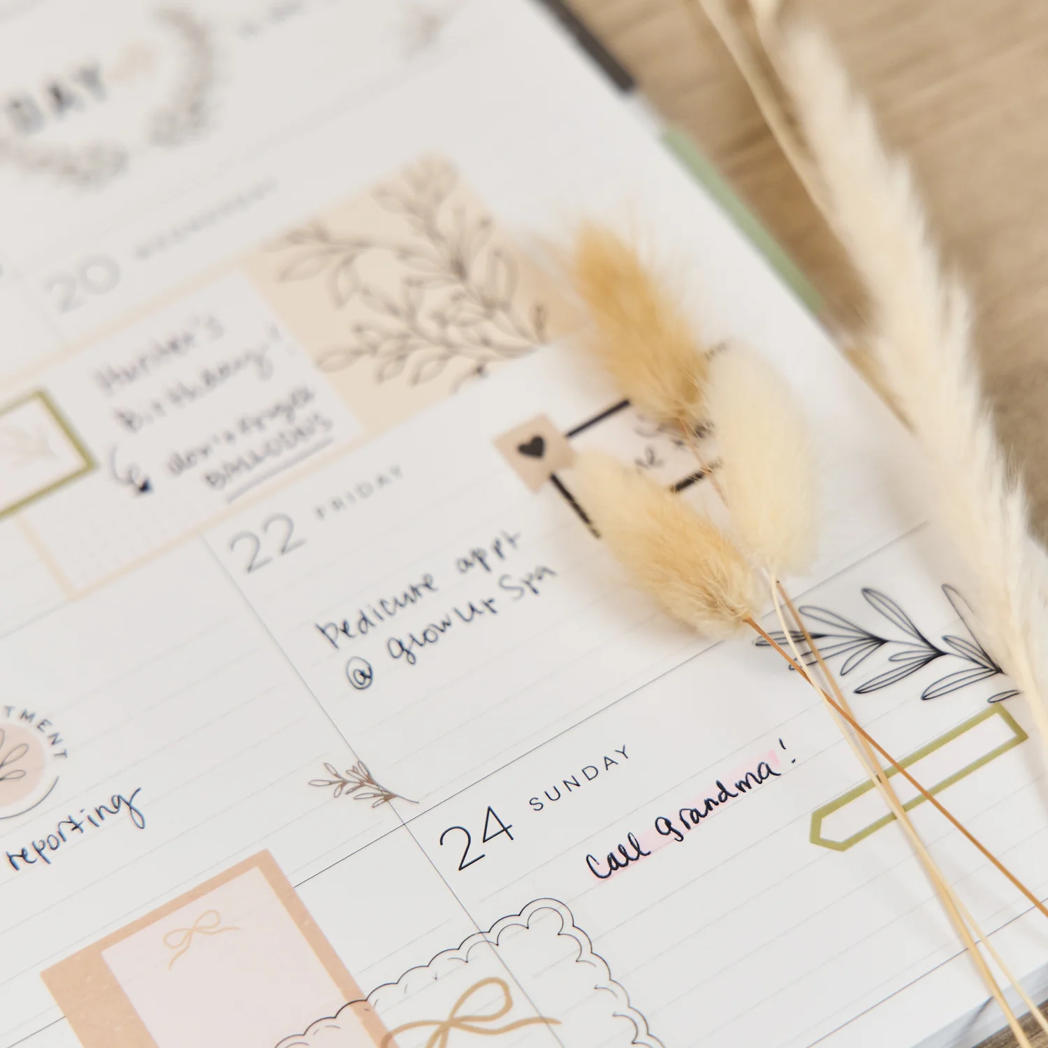 2026 Heritage Charm Customizable Planner - Big Dashboard Layout - 12 Months - Image 7