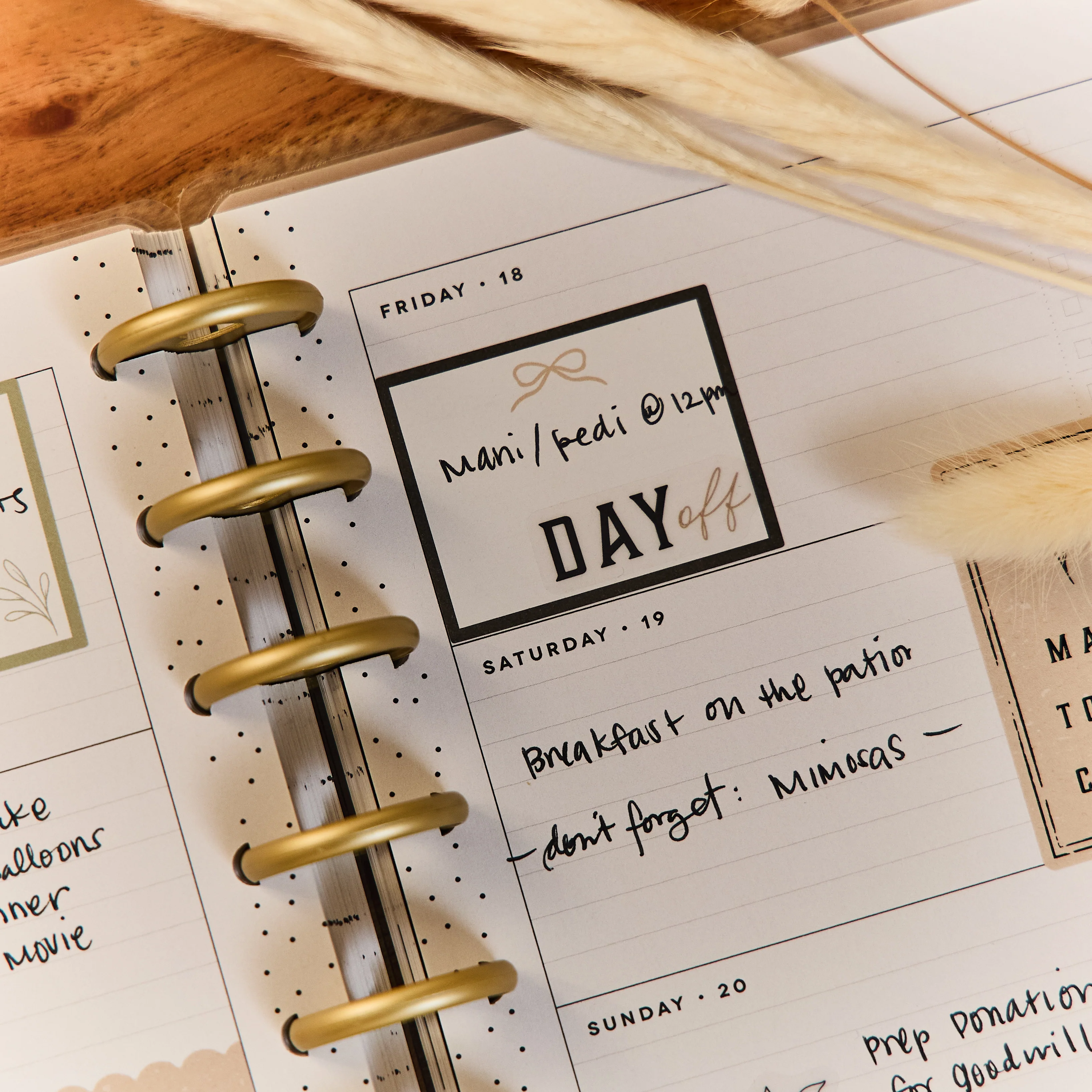 2026 Heritage Charm Customizable Planner - Classic Horizontal Layout - 12 Months - Image 5