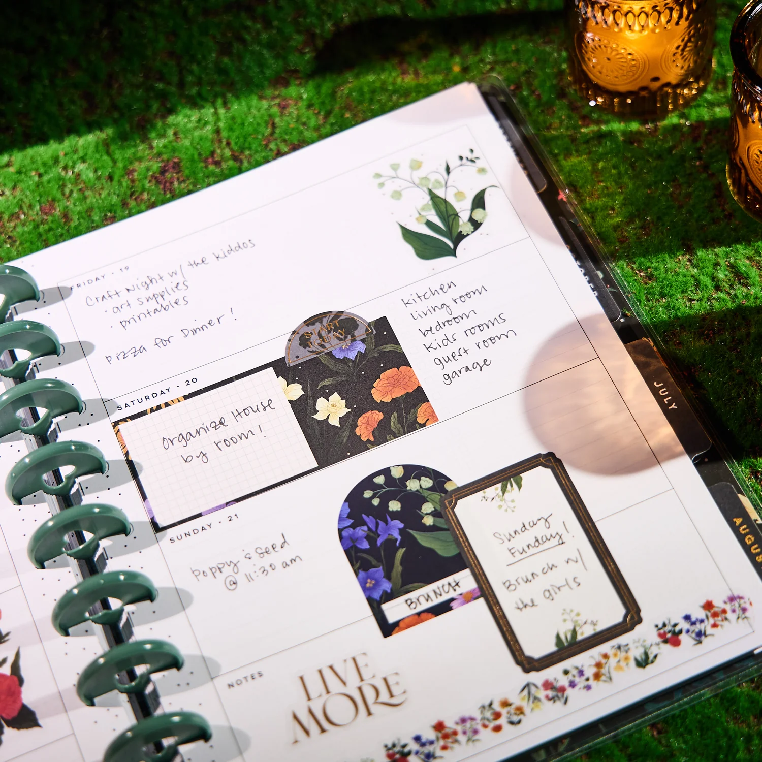 2026 Noir Garden Customizable Planner - Classic Horizontal Layout - 12 Months - Image 6