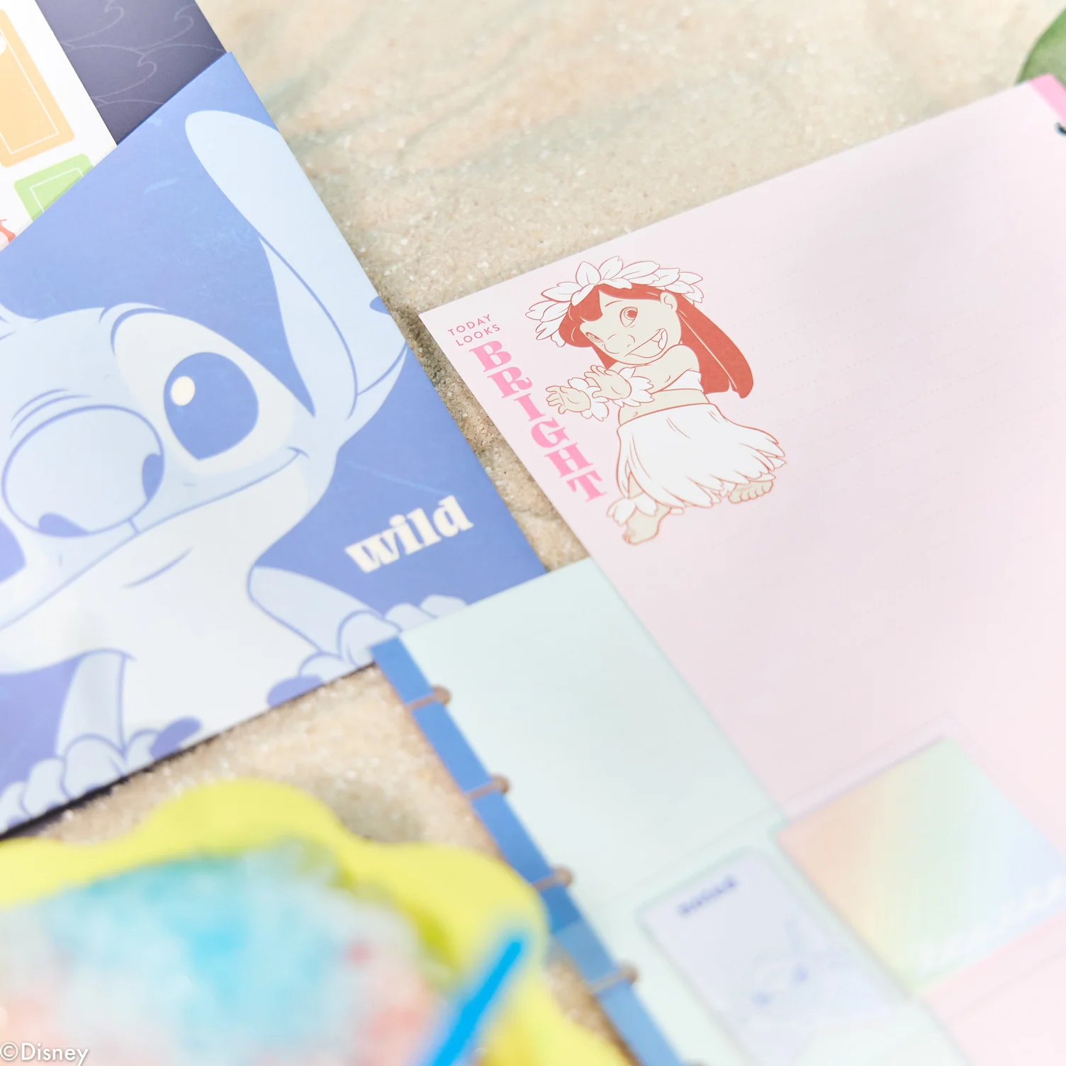 Disney Lilo & Stitch Make Waves - Classic Accessory Pack - Image 10