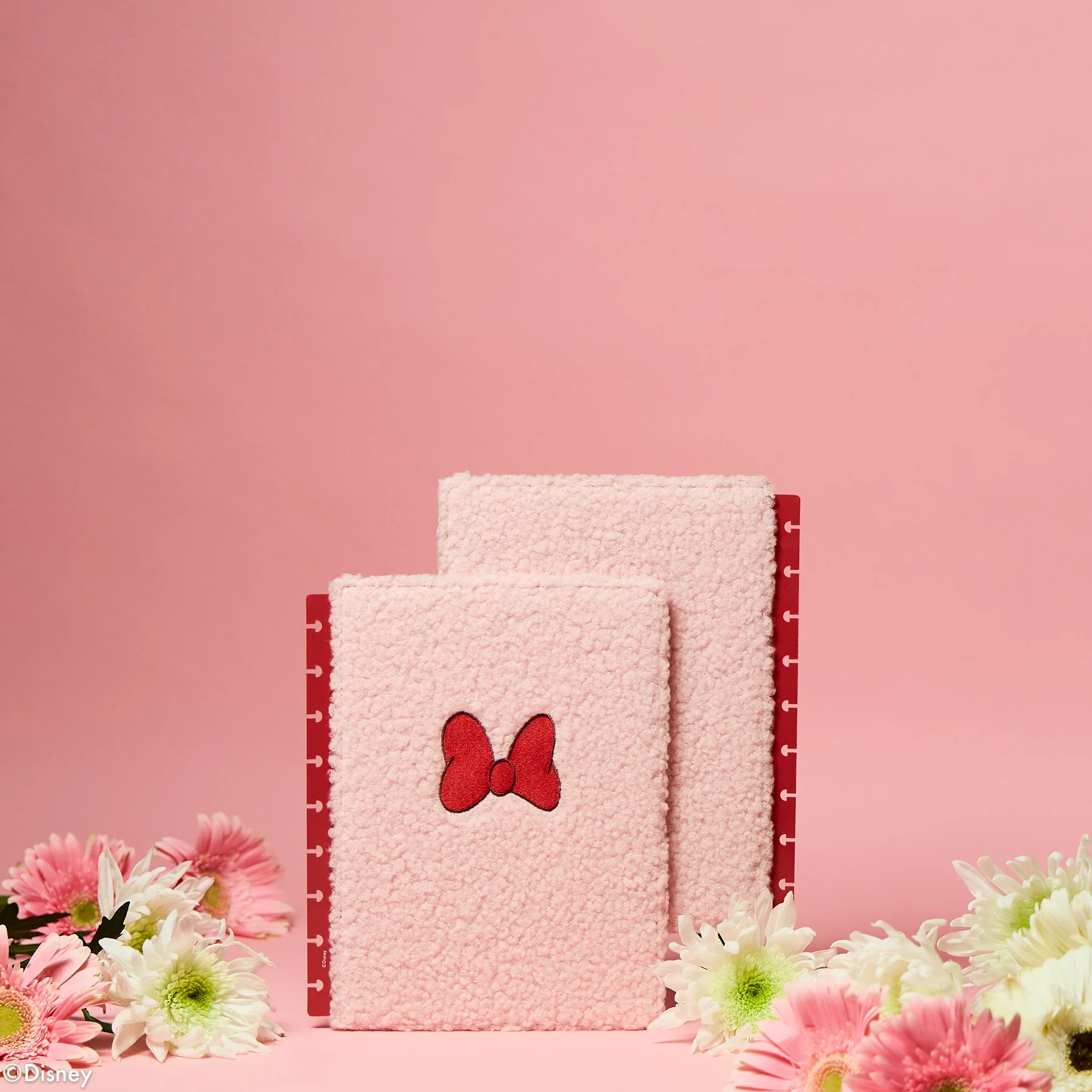 Disney Minnie Mouse Bow Happy - DELUXE Sherpa Snap In Classic Planner Cover - Image 3