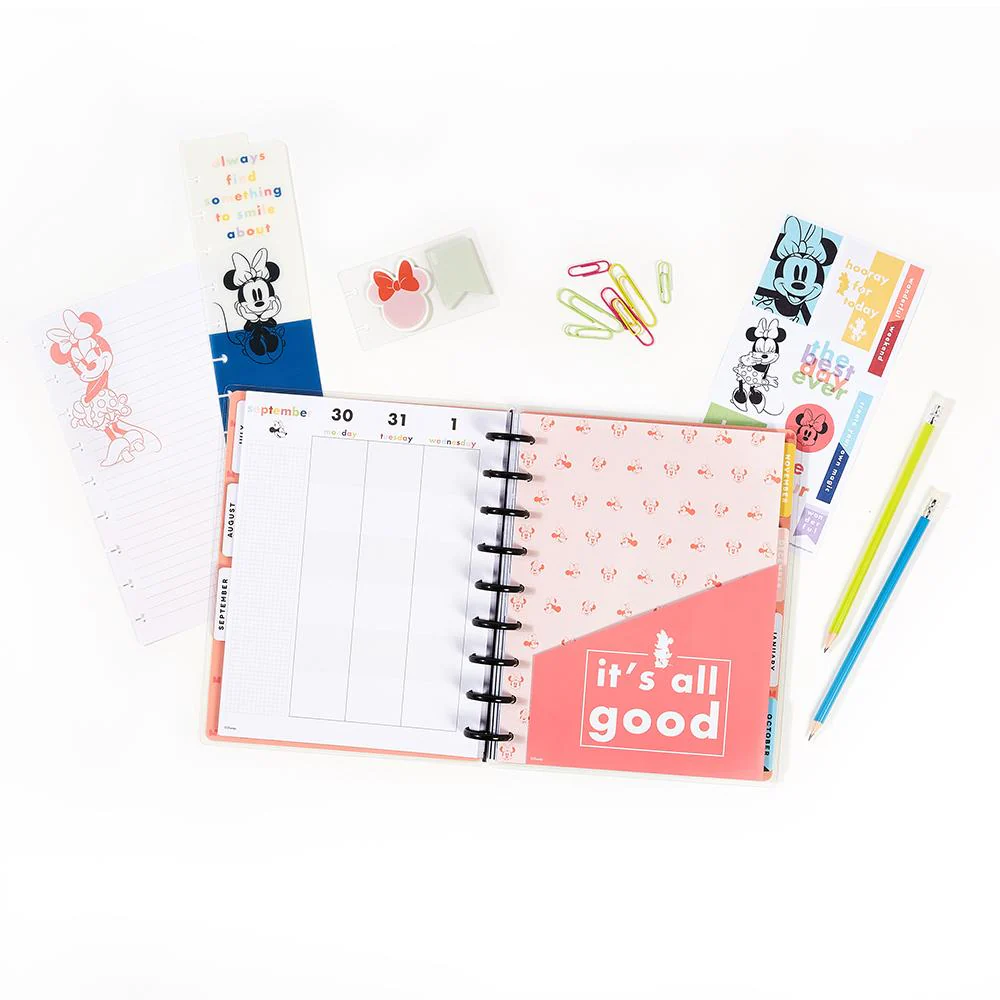 Disney© Minnie Mouse Magic Colorblock Classic Accessory Pack - Image 3