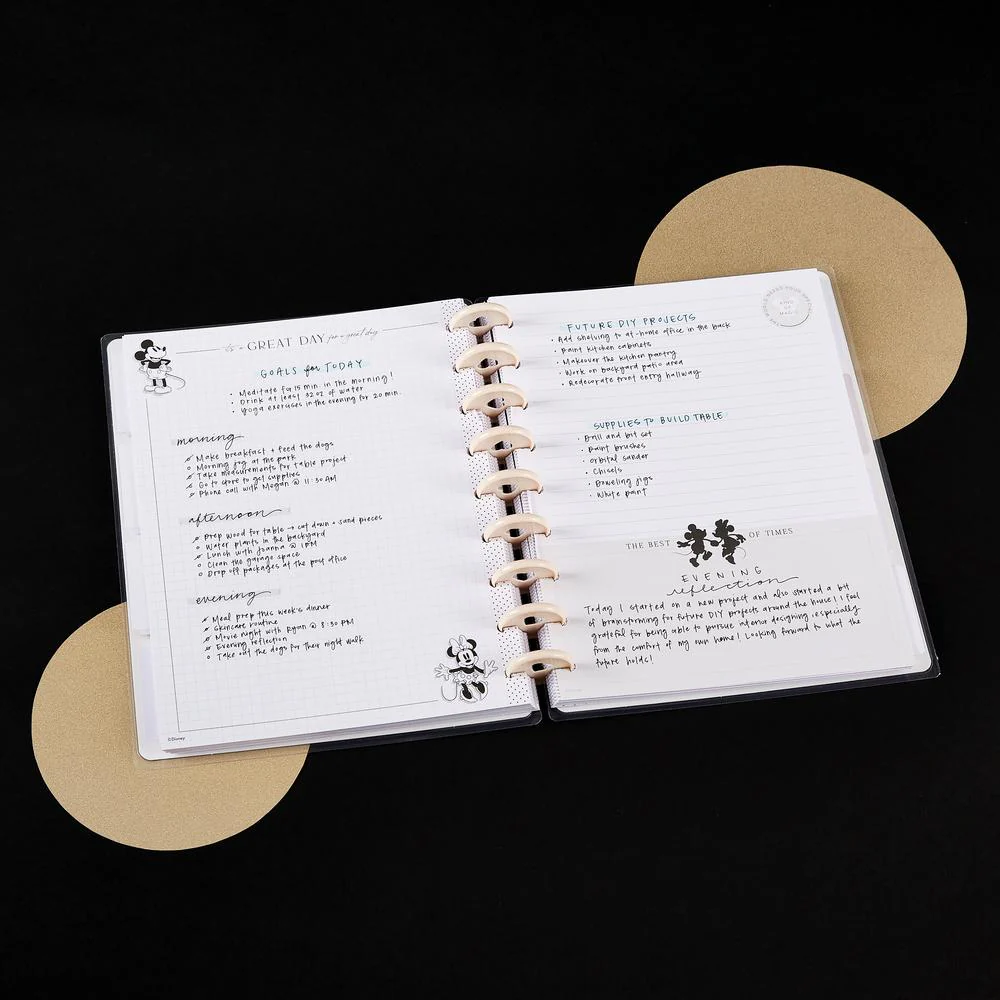 Disney© Modern Mickey Mouse & Minnie Mouse Classic Filler Paper - Image 4