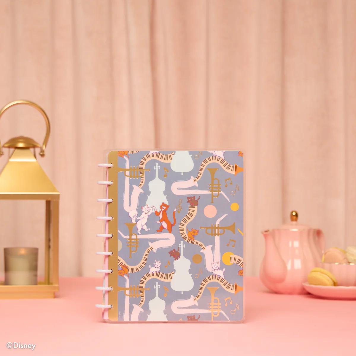 Disney The Aristocats - Dotted Lined Classic Notebook - 60 Sheets - Image 3