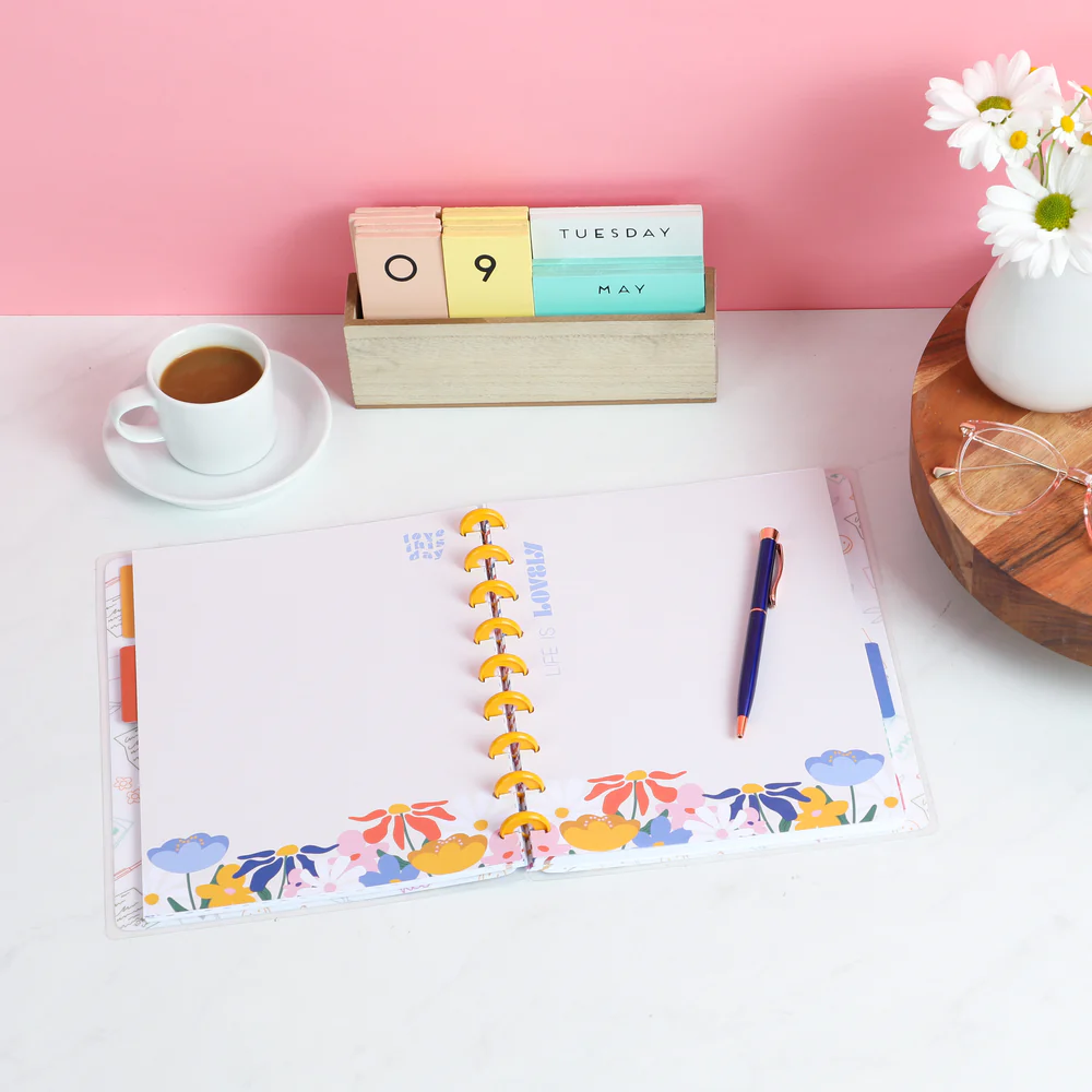 Fun Fleurs - Dotted Lined Classic Filler Paper - 40 Sheets - Image 2