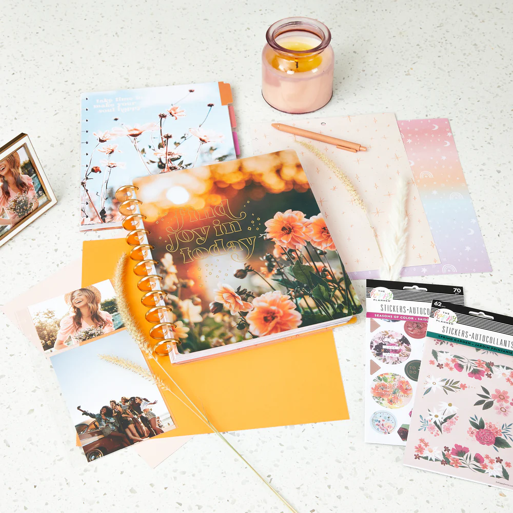 Happy Memory Keeping® - Muted Colors Big Pre-Punched Cardstock - Image 8