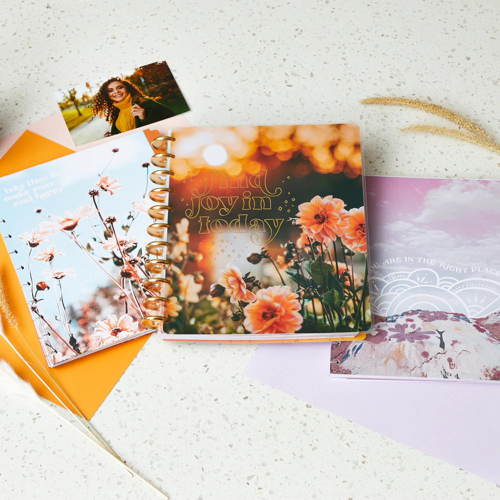 Happy Memory Keeping® Retro Blooms -  DELUXE Big Photo Journal - Image 12