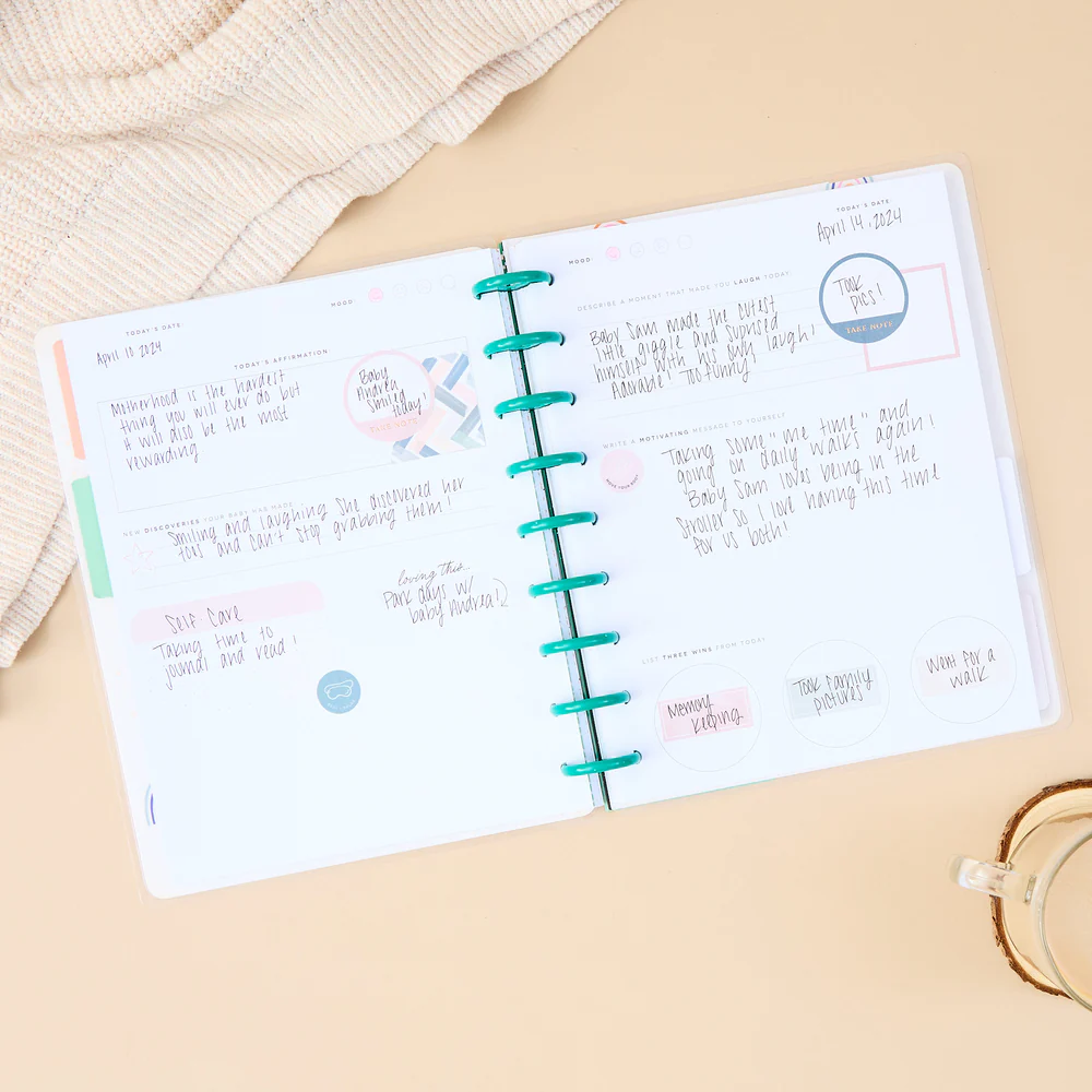 Hello Little One Baby - Classic Guided Baby's First Year Journal - 80 Sheets - Image 2
