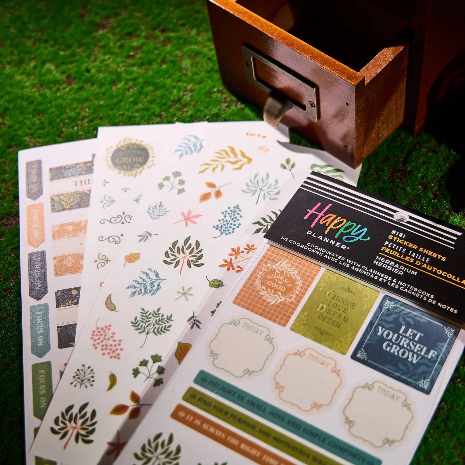 Herbarium - Value Pack Stickers - Mini - Image 4