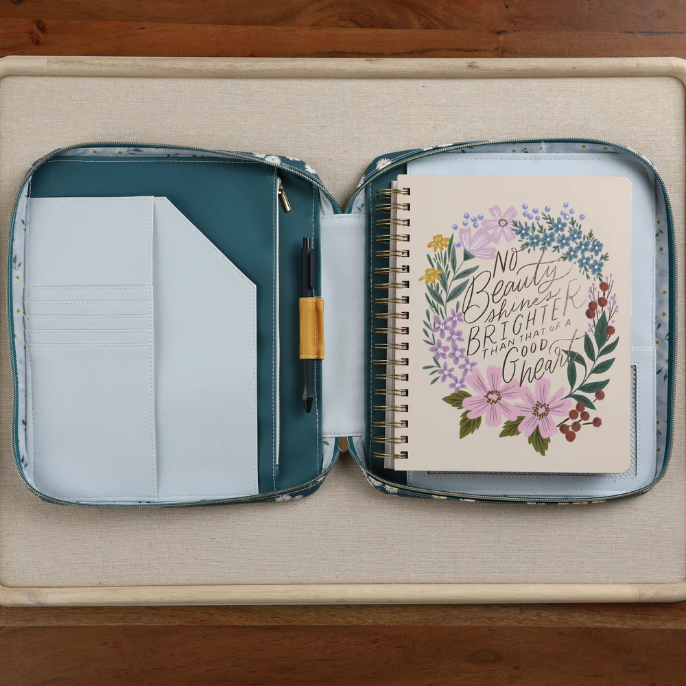 Made to Bloom - Classic Planner Zip Folio - Image 2