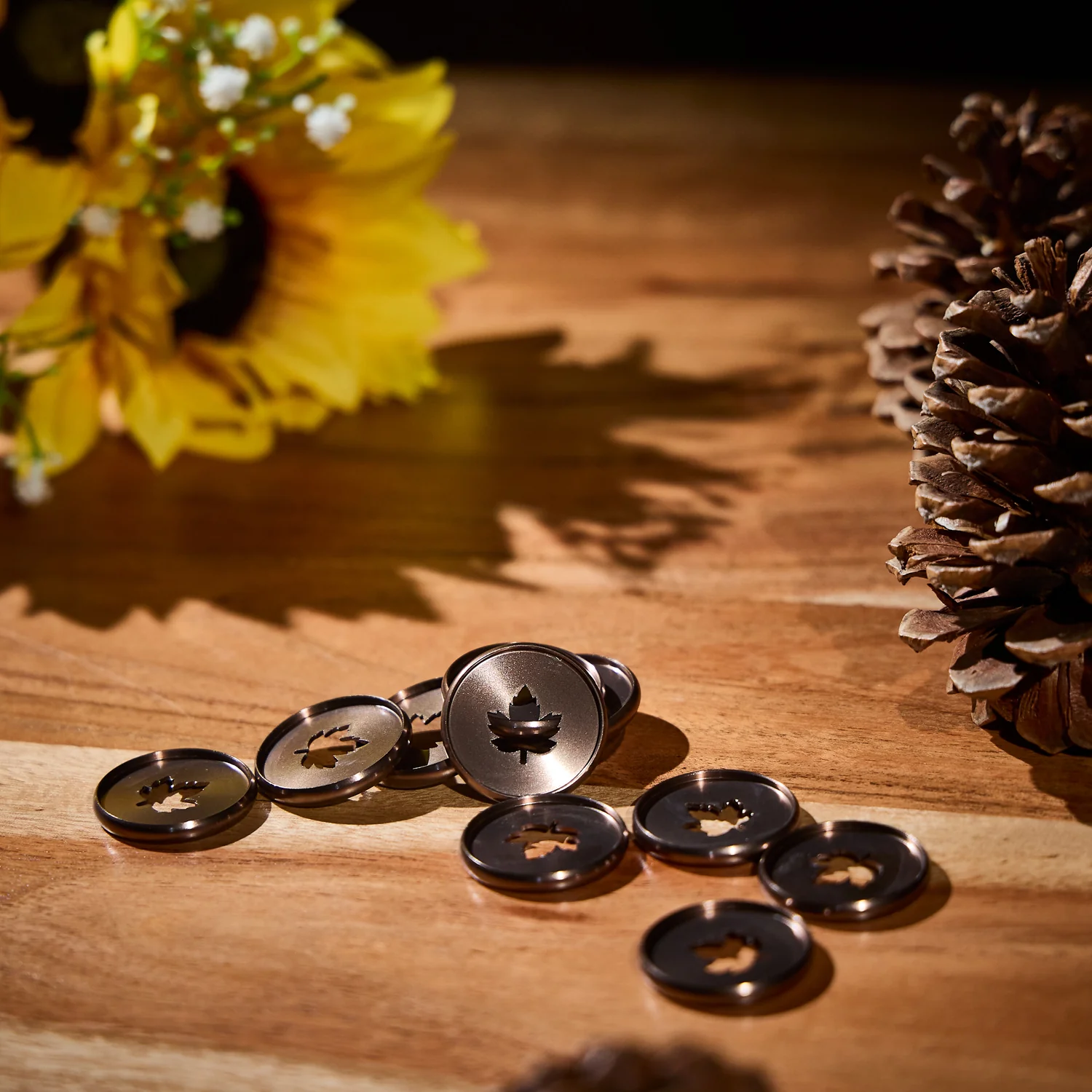 Maple Leaf Cutout - Medium Metal Disc Set - Image 3
