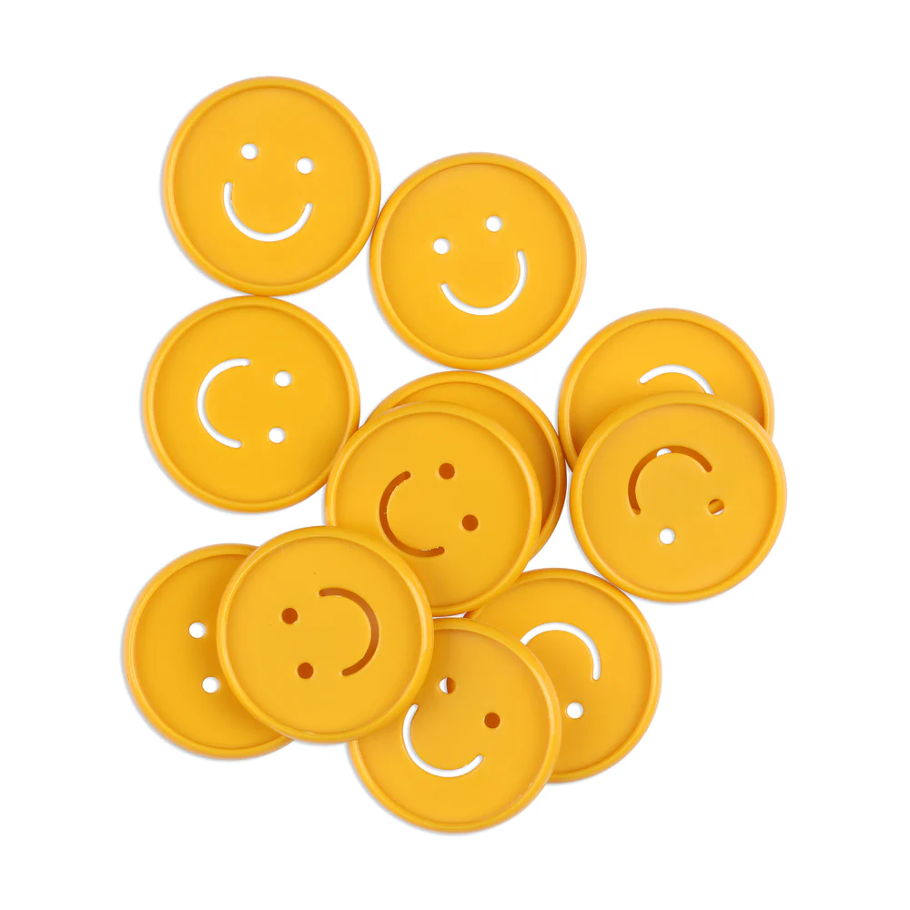 Smiley Cutout Medium Disc Set - Golden Yellow - Image 3
