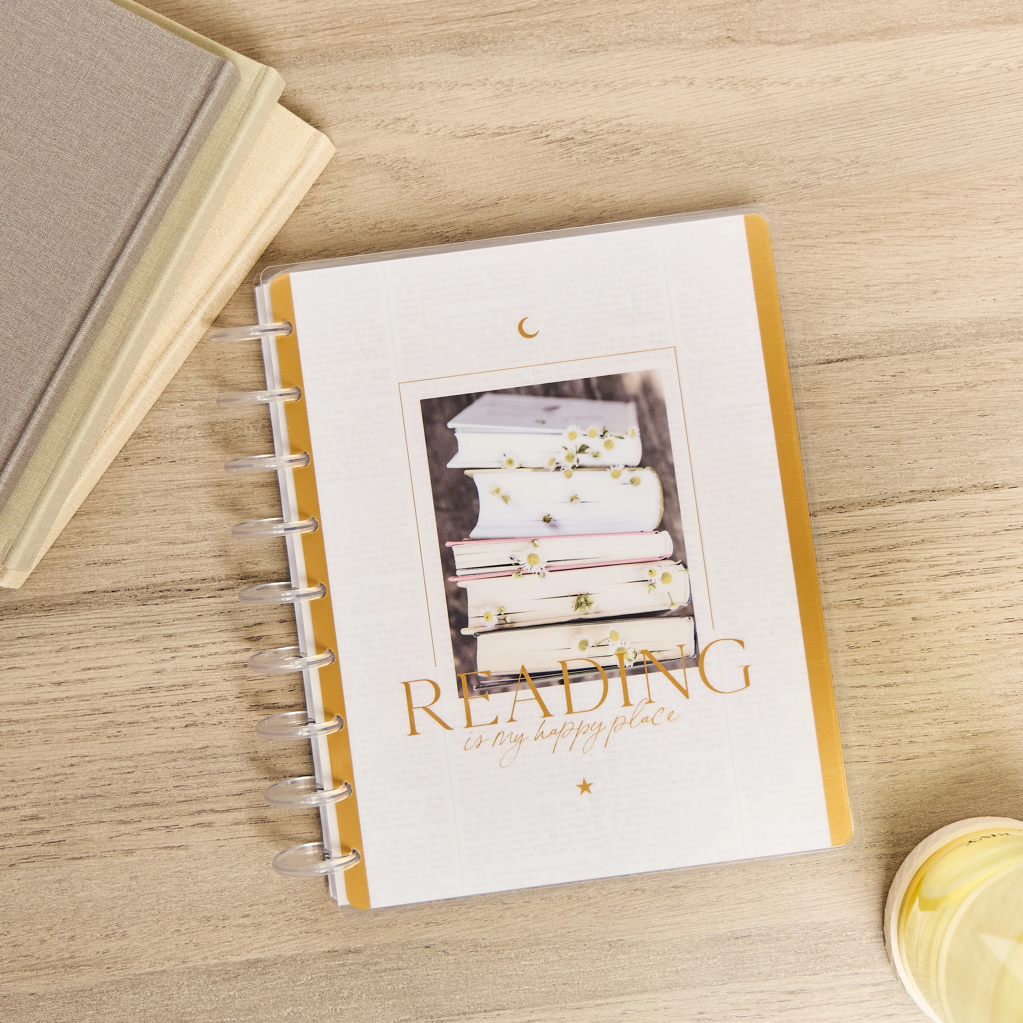 Modern Bookish - Classic Guided Reading Journal - 80 Sheets - Image 4