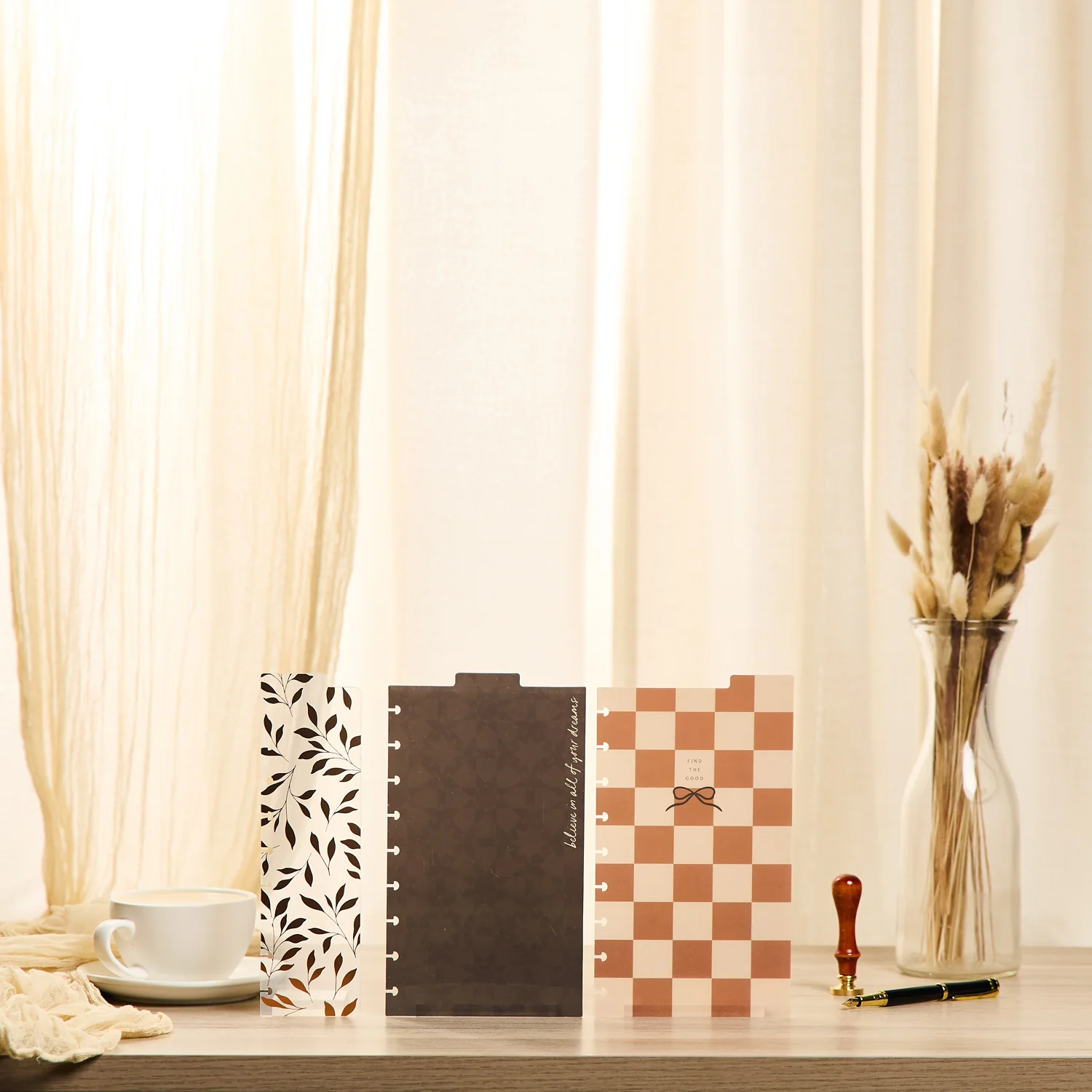 Modern Charm - Classic Dashboard - Image 3