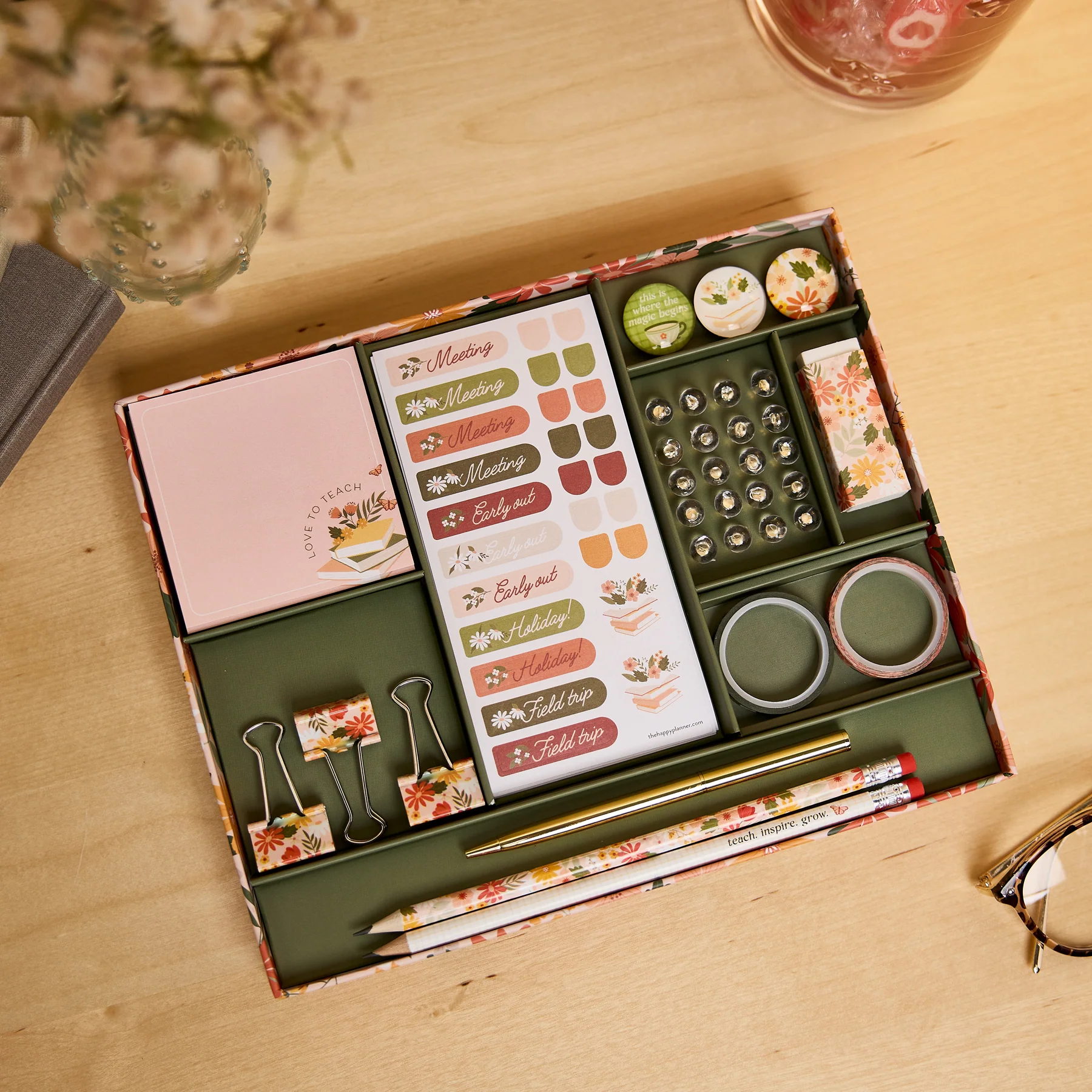 Reading Hour - Teacher Accessory Box Kit - Image 13