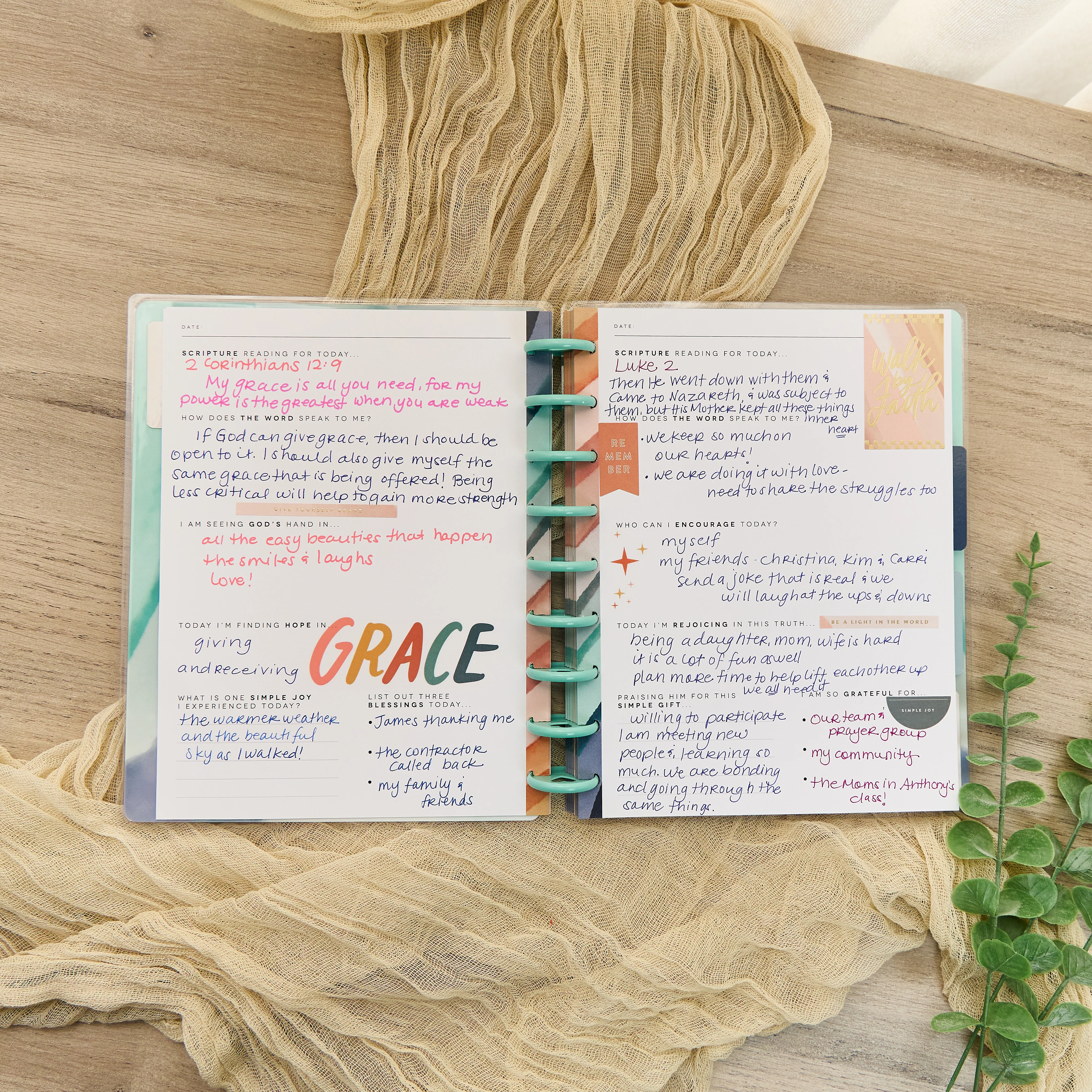 Watercolor Grace Faith - Classic Guided Faith Journal - 80 Sheets - Image 4