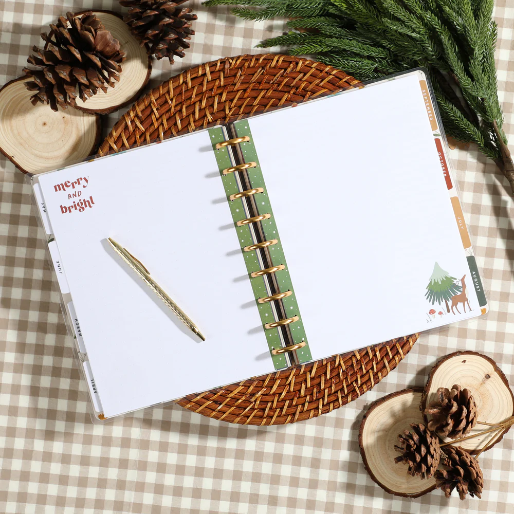 Woodland Seasons Christmas - Dotted Lined Classic Filler Paper - 40 Sheets - Image 2